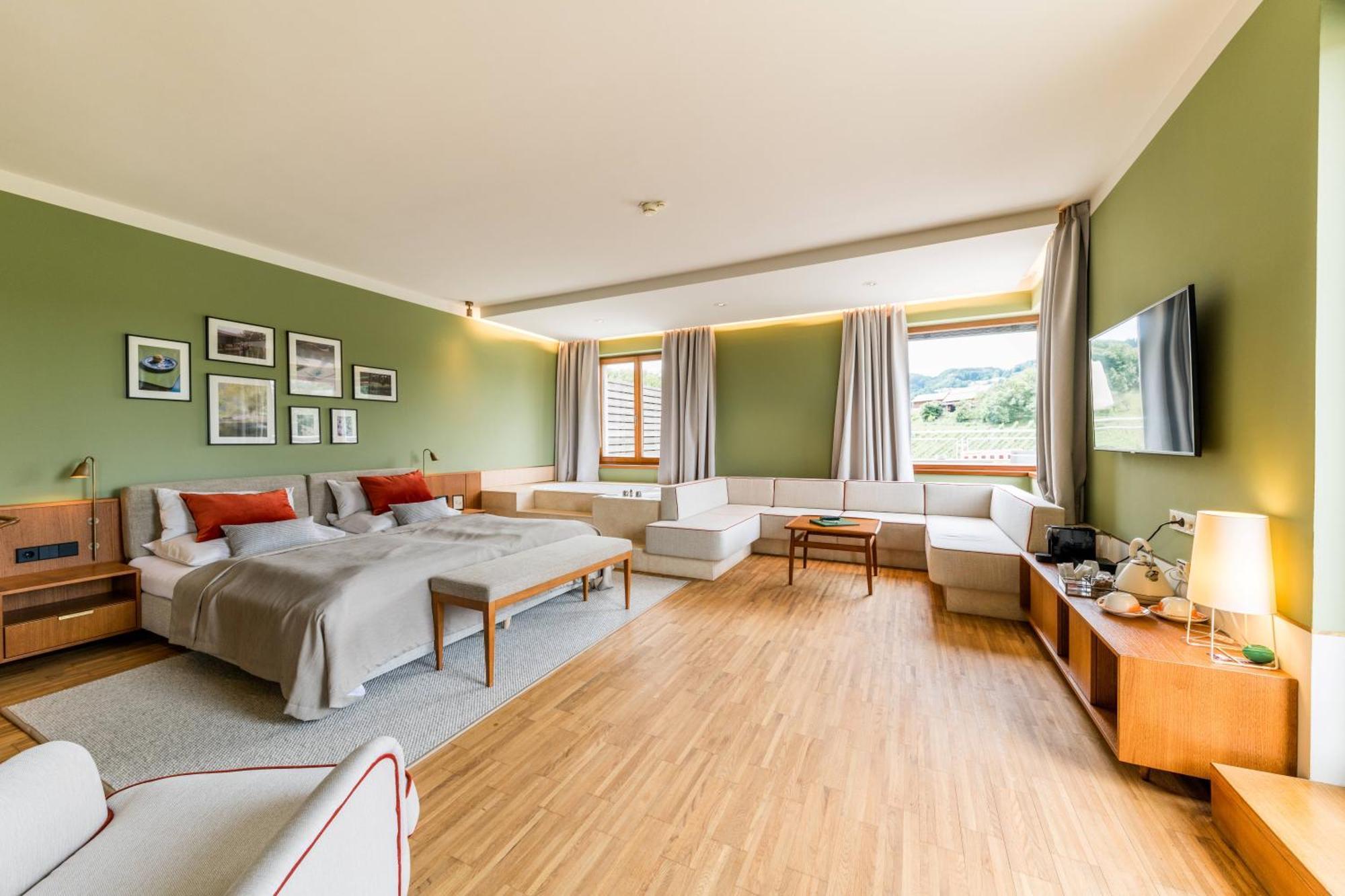 Landgut Am Poessnitzberg Hotel Leutschach Ngoại thất bức ảnh